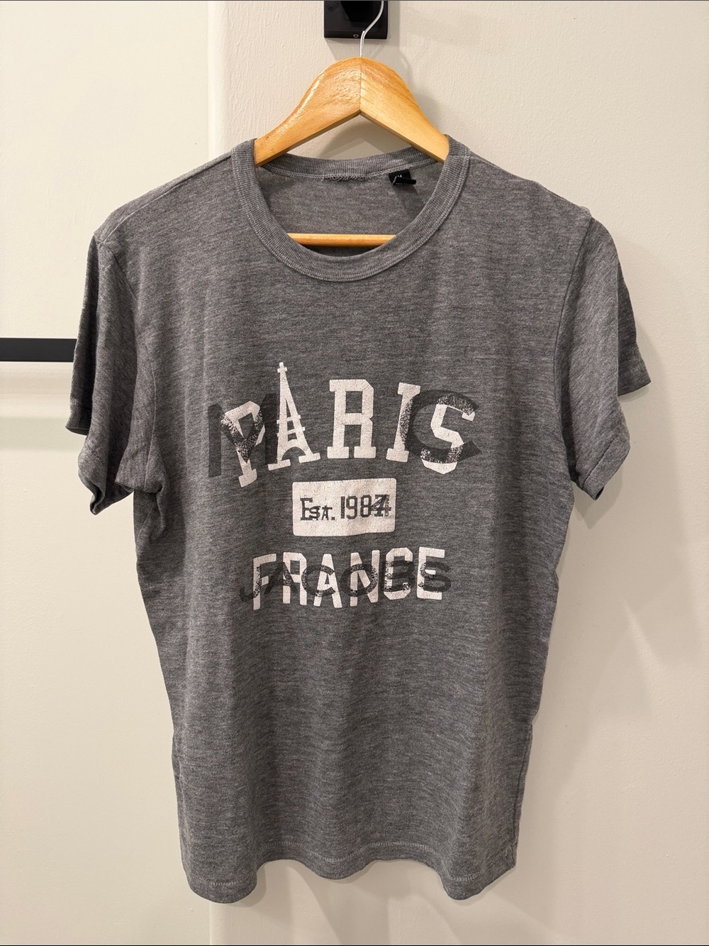 Marc Jacobs Vintage Gray 'Paris France' Graphic Tee
